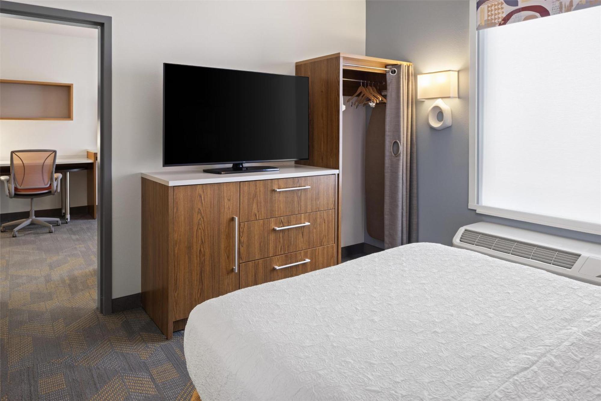 Hotel Home2 By Hilton Minneapolis 3*